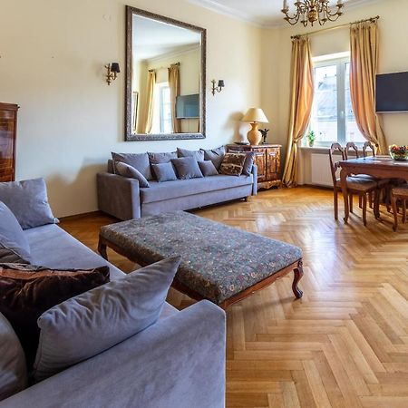 Apartament Luster I Obrazow Varşova Dış mekan fotoğraf