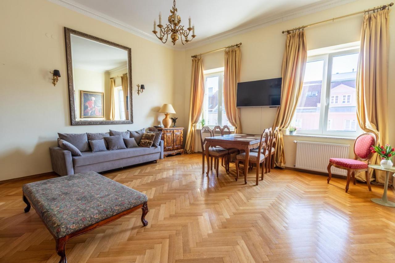 Apartament Luster I Obrazow Varşova Dış mekan fotoğraf