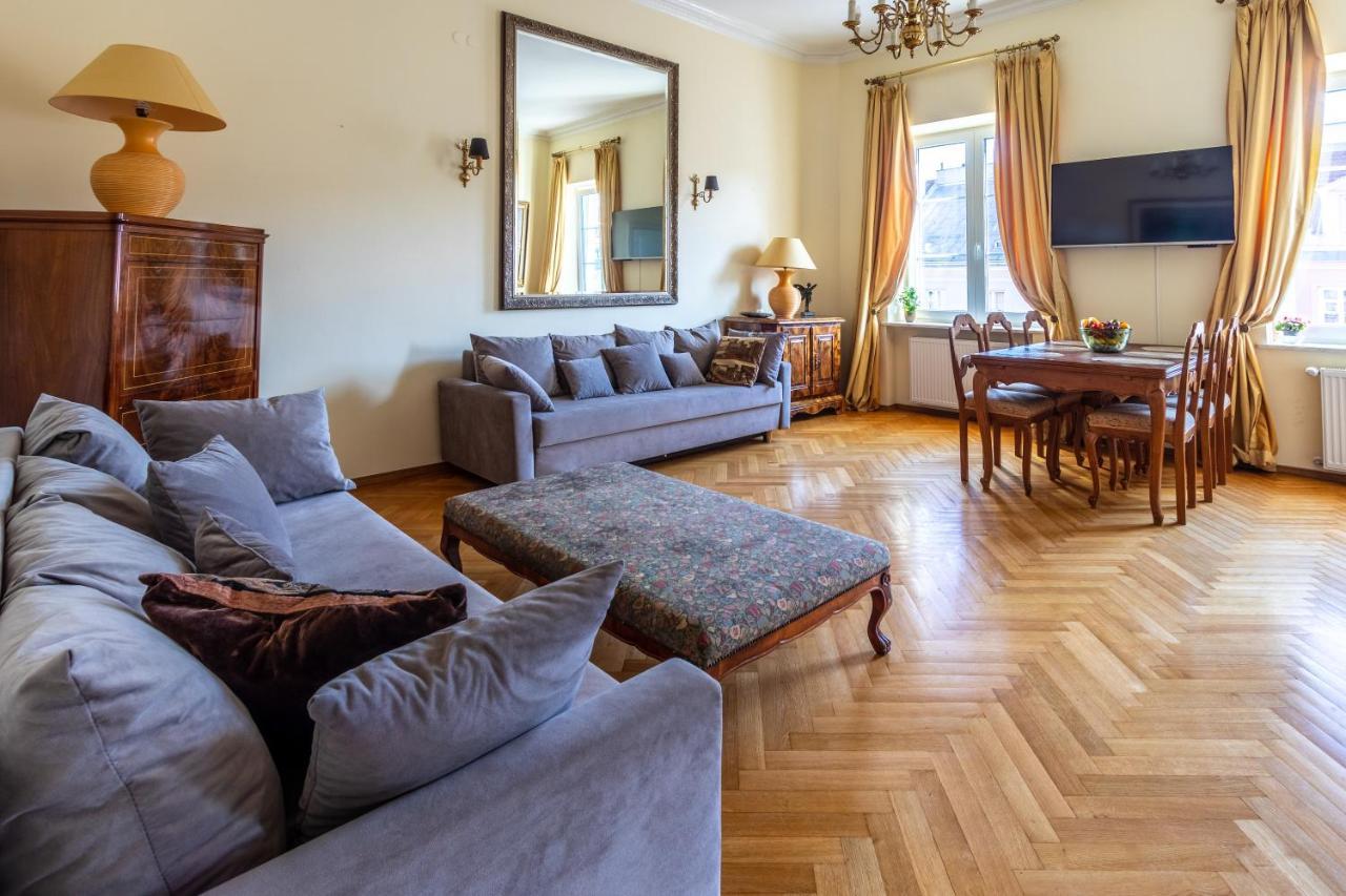 Apartament Luster I Obrazow Varşova Dış mekan fotoğraf