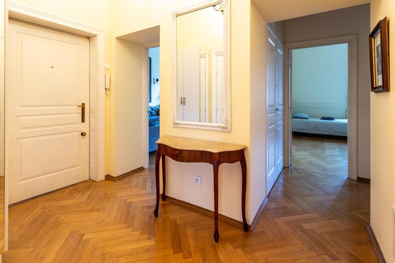 Apartament Luster I Obrazow Varşova Dış mekan fotoğraf